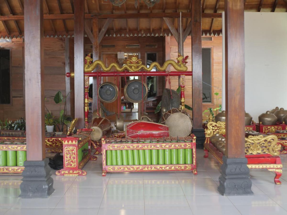 Sanggar Pantcha Indra Casa de hóspedes Kemuning Exterior foto